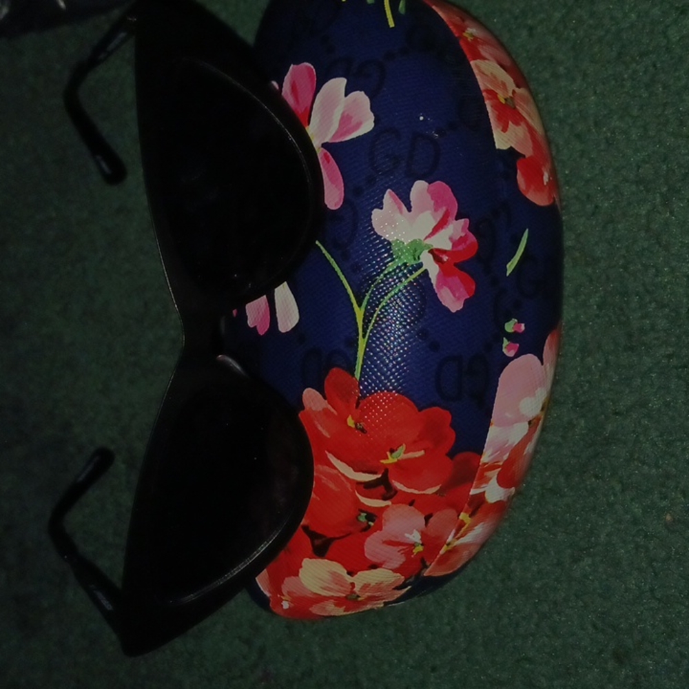 Vintage style sunglasses